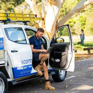 scott electrics professional emergency electricians in sydney12